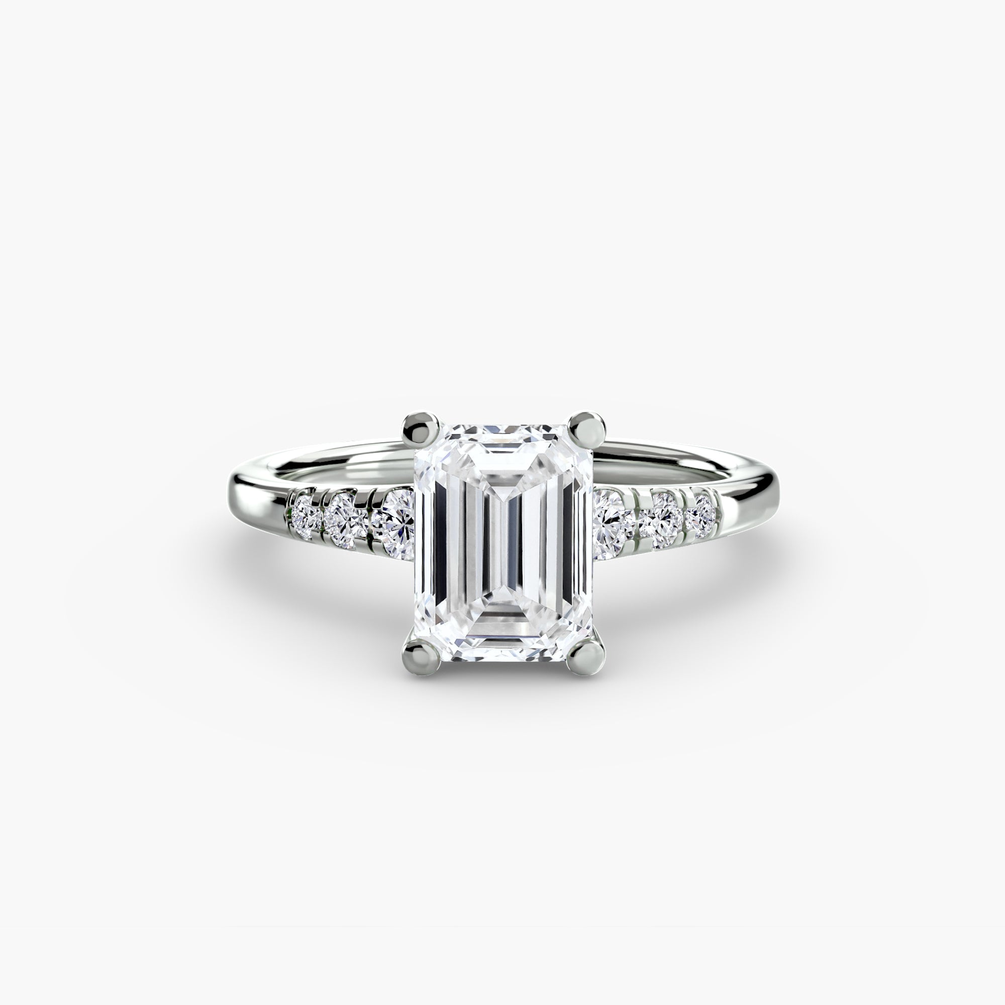 Auriona Solitaire Ring – Round Cut