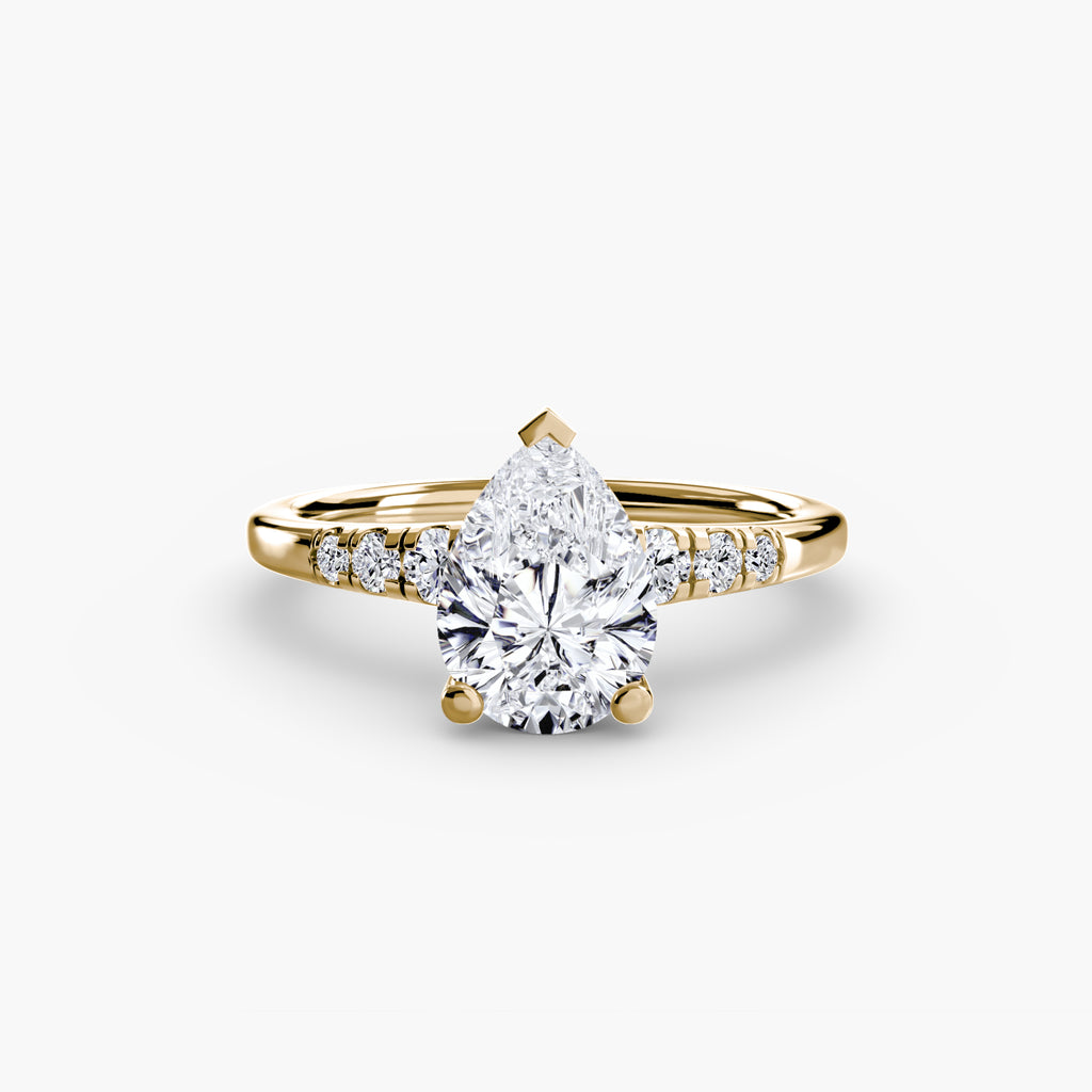 Auriona Solitaire Ring – Round Cut