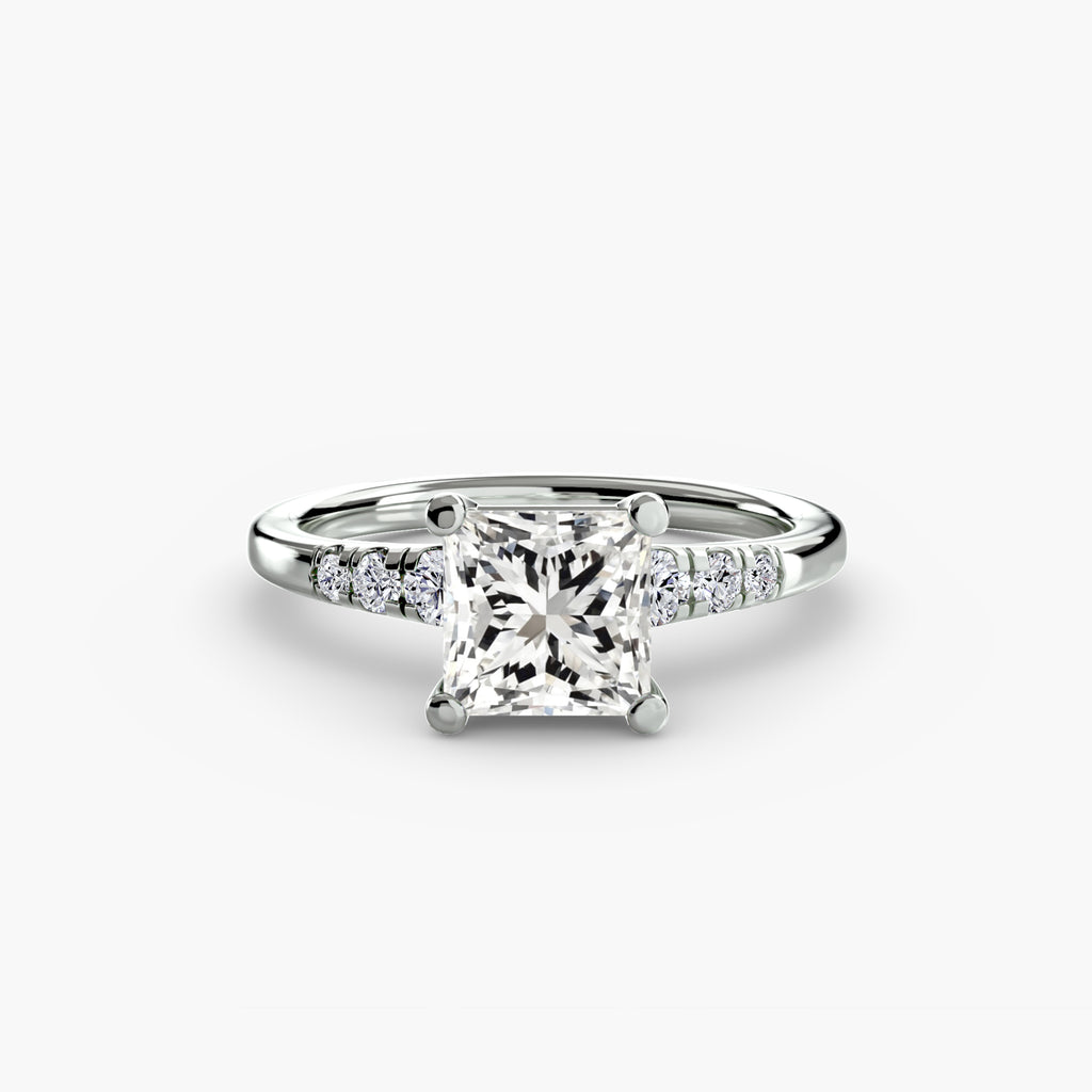 Auriona Solitaire Ring – Round Cut