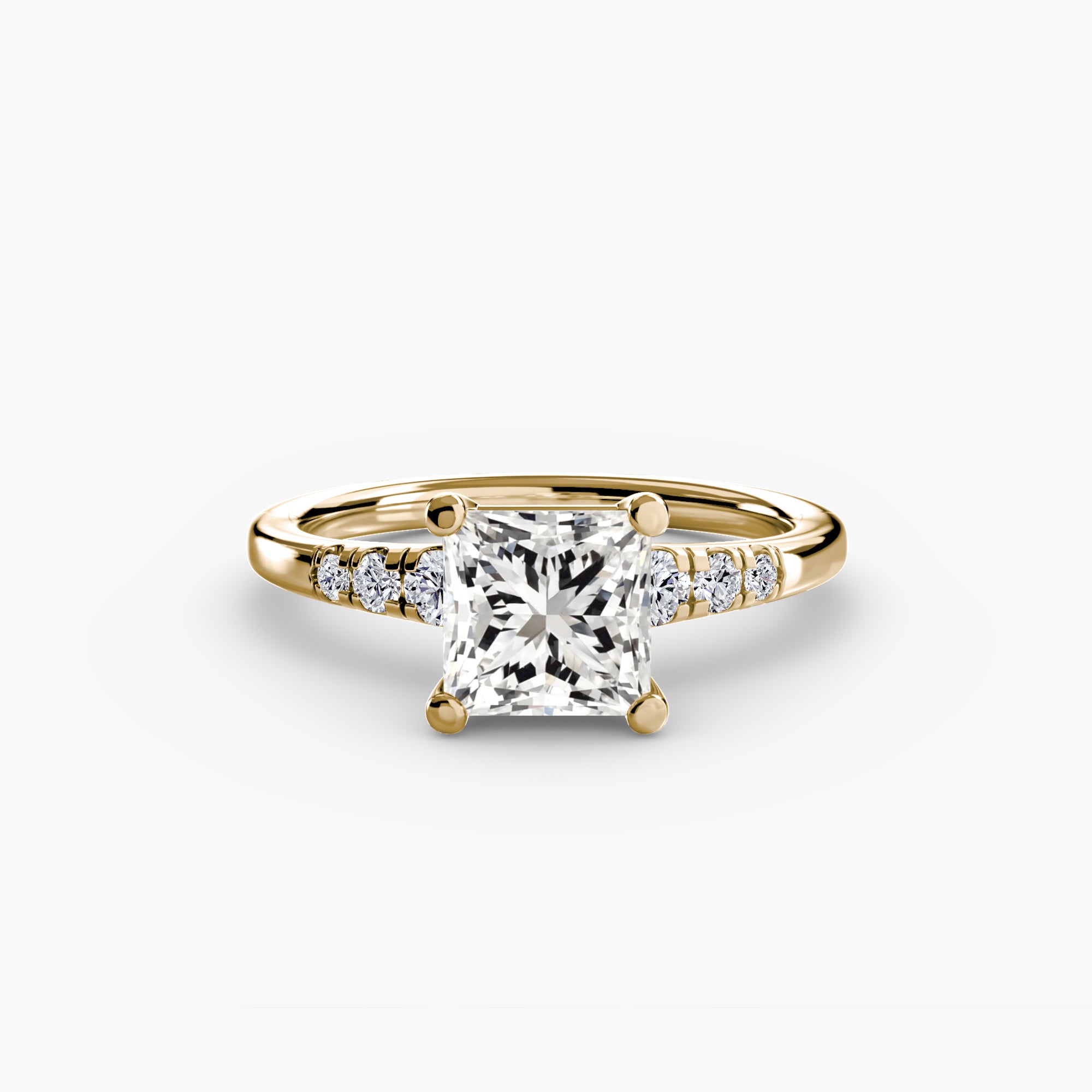 Auriona Solitaire Ring – Round Cut