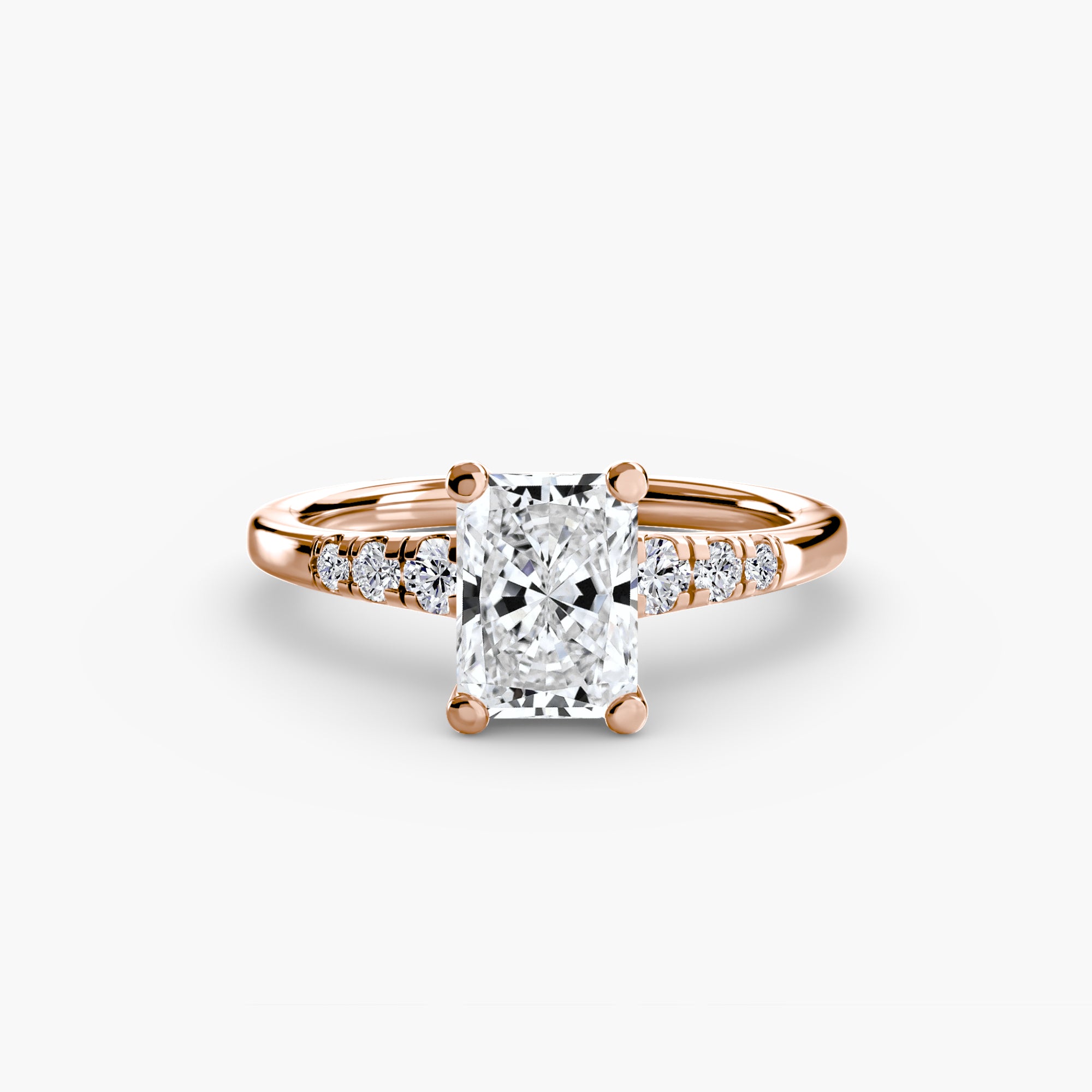Auriona Solitaire Ring – Round Cut