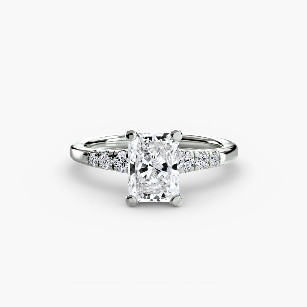 Auriona Solitaire Ring – Round Cut
