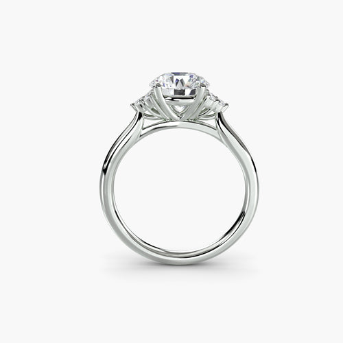 Auren Solitaire Ring – Round Cut